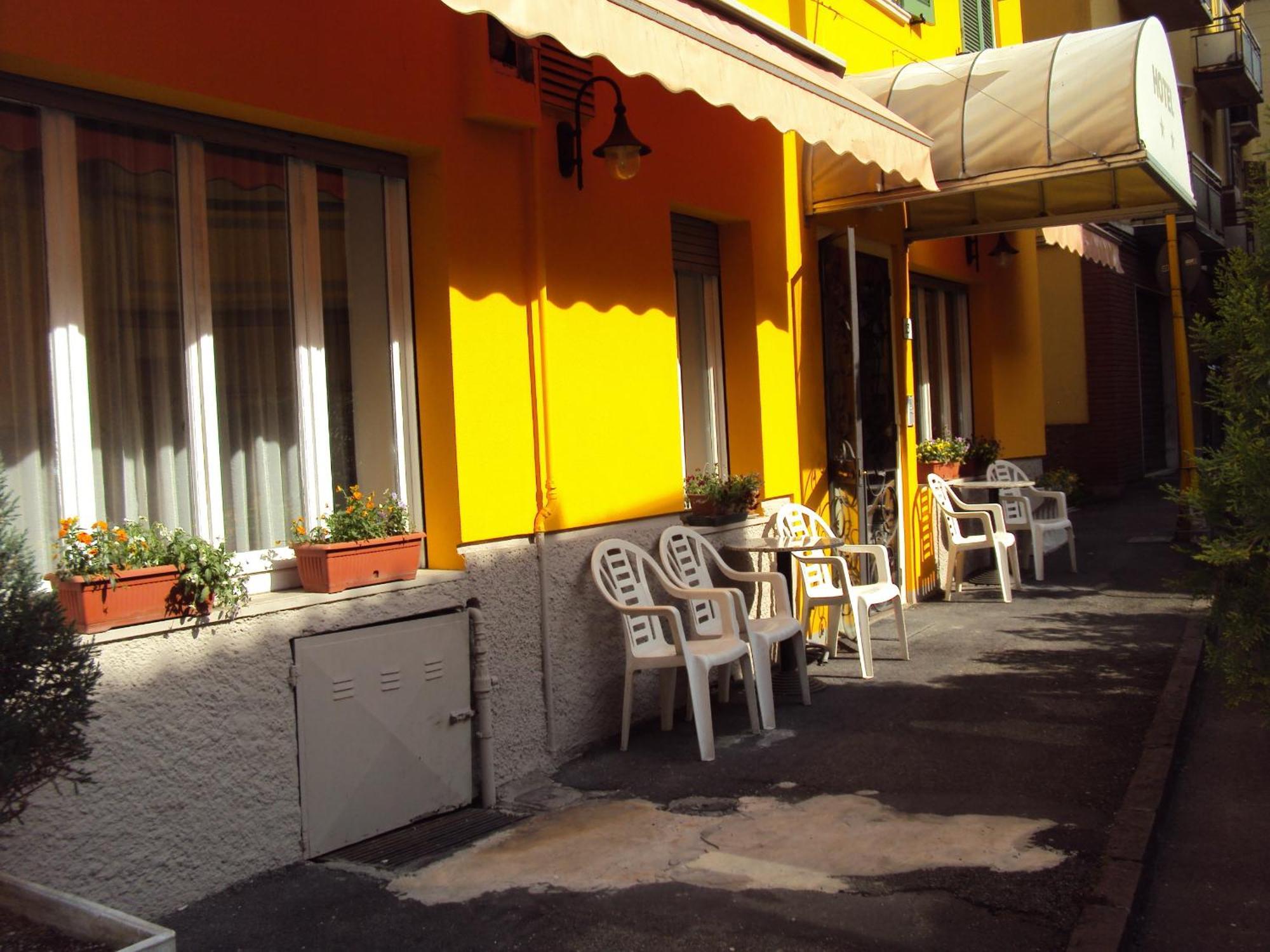 Hotel La Salsesina Salsomaggiore Terme Exterior photo