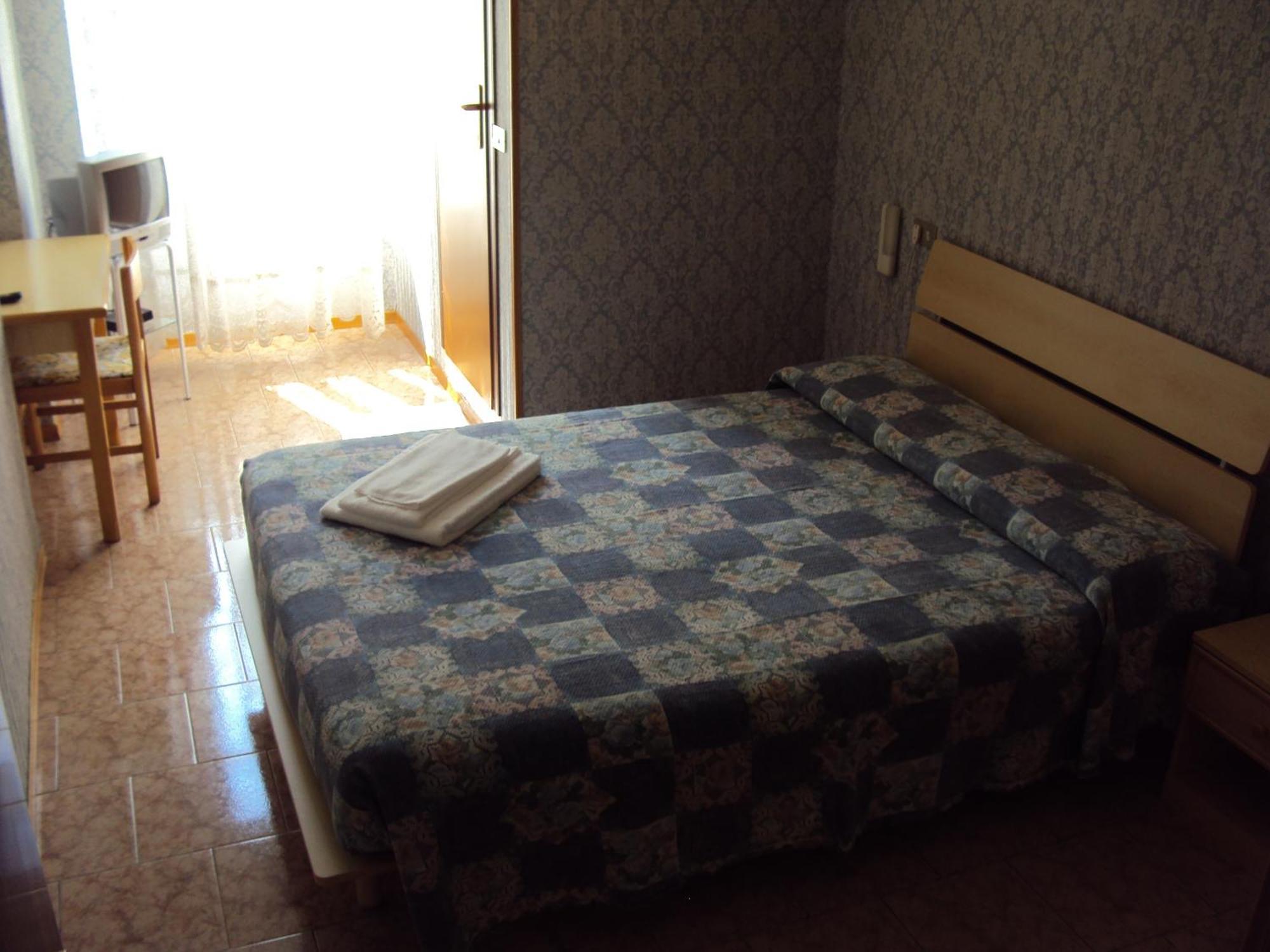 Hotel La Salsesina Salsomaggiore Terme Room photo